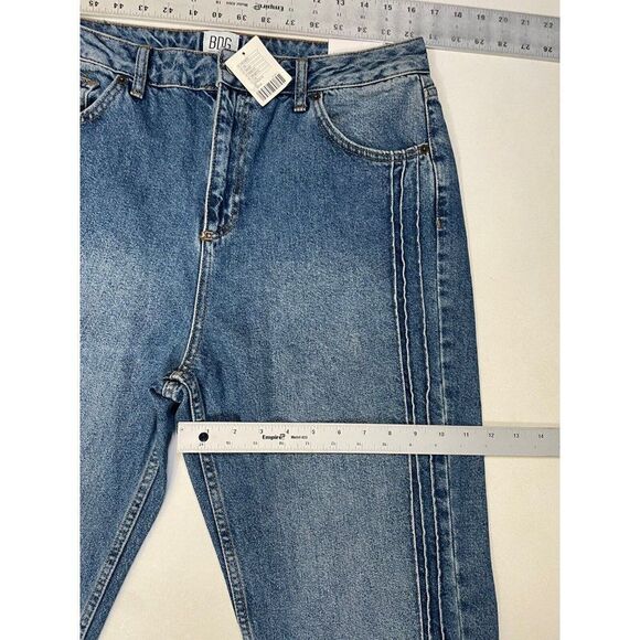BDG Urban Outfitters Mom High Waisted Tapered Denim Jeans Women Size 33 X 32 NWT - Picture 10 of 10